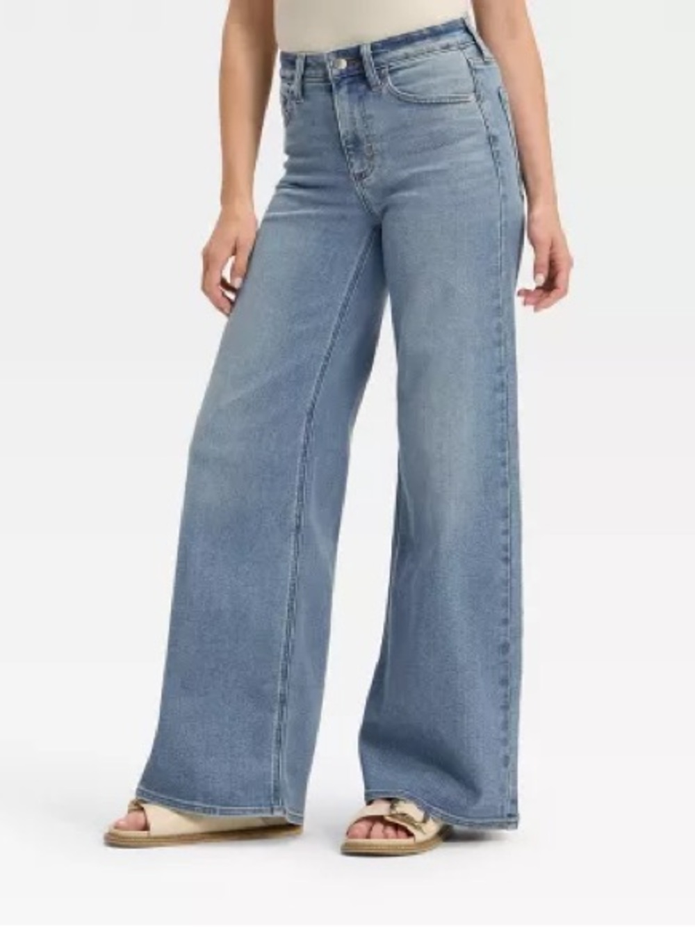 Universal Thread High-Rise Wide Leg Jeans - Medium Wash